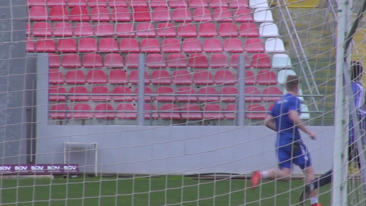 Tobias (22) tilbake i Stabæk